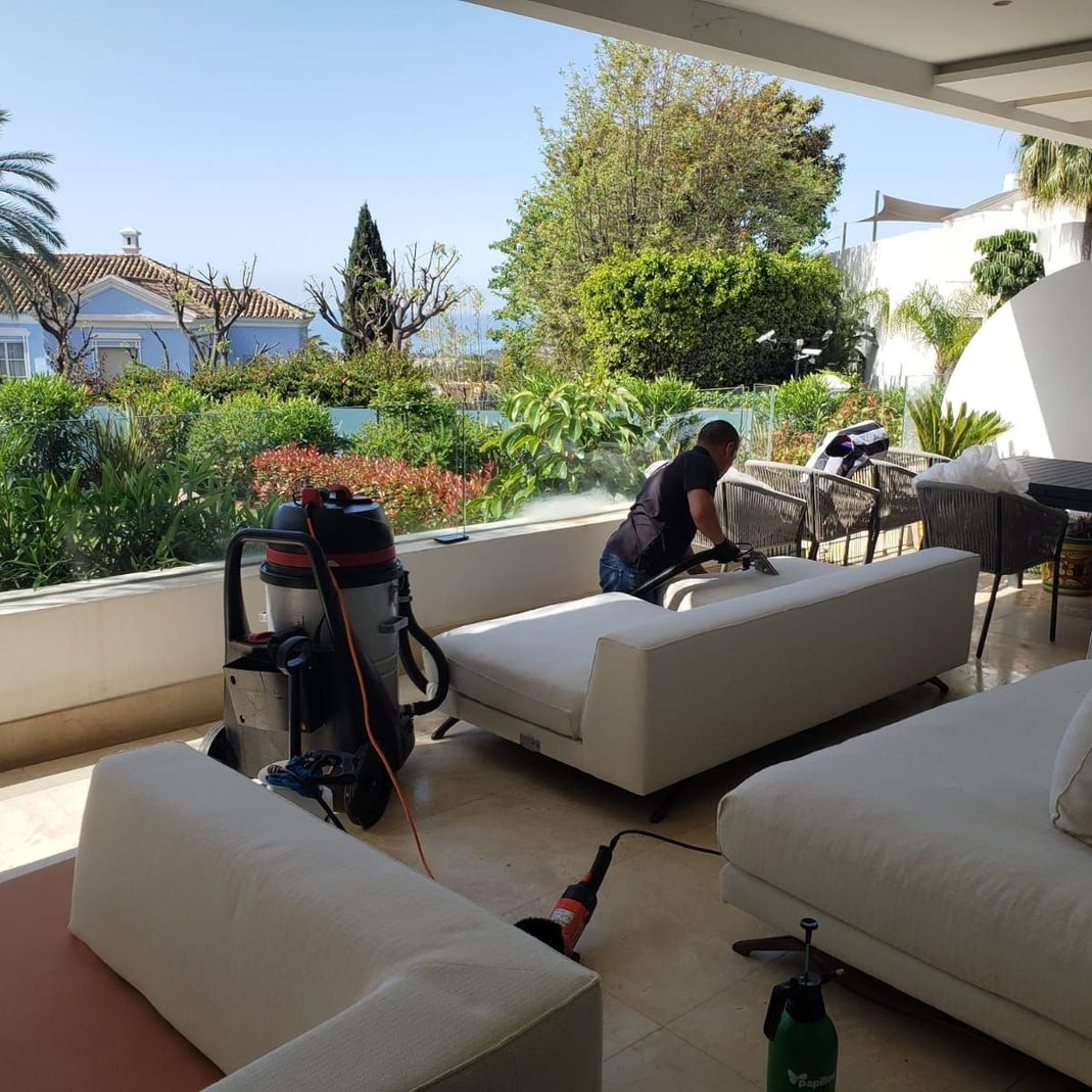 Limpiatodo Marbella - Limpiezas del hogar a domicilio limpiezas de sillas